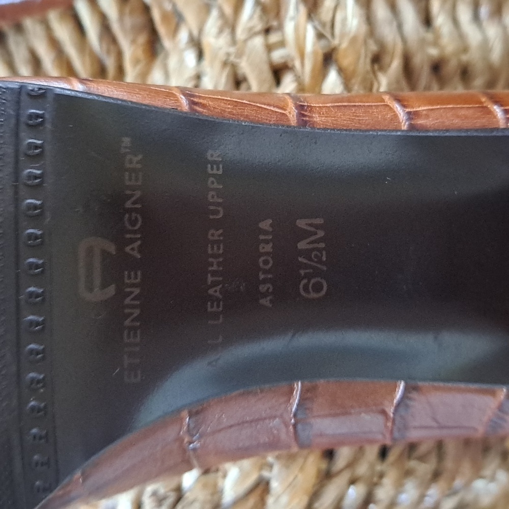 Etienne Aigner Brown Croc-Embossed Heels - Picture 7 of 8